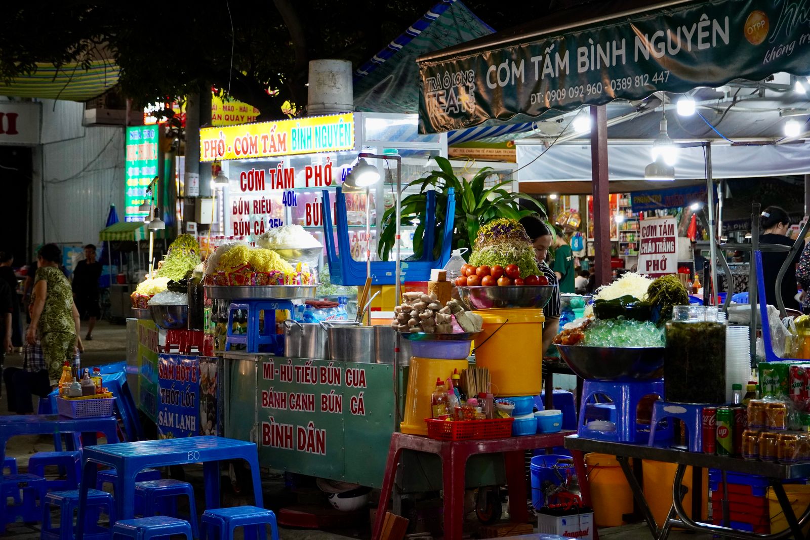 Bánh tráng trộn phô mai kéo sợi