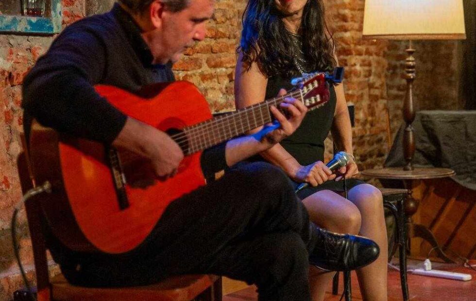 Cafe acoustic Sài Gòn: chọn quán nhạc sống buổi tối hợp gu, ít ồn